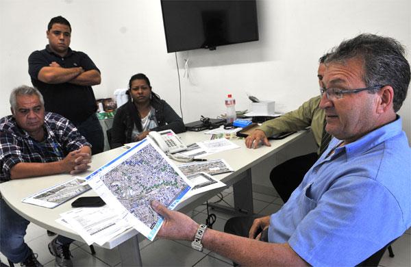 Policiais investigavam o caso ( Carlos Sousa Ramos / AAN)