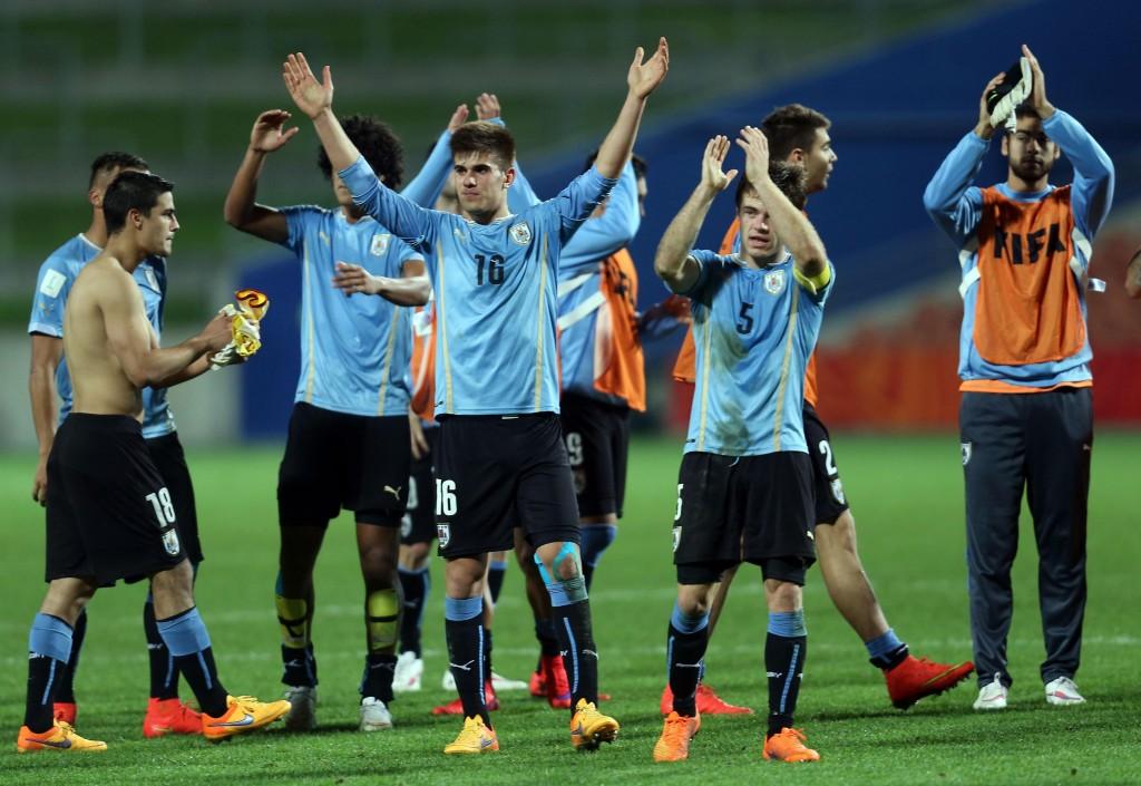 Os uruguaios empataram em 1 a 1 com Mali e segunda coloca&ccedil;&atilde;o foi decidida por sorteio (Shane Venzlick/France Press)