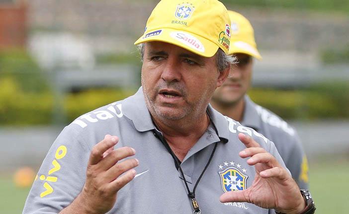 A equipe comandada pelo técnico Osvaldo Alvarez estreia no Mundial do Canadá dia 9 de junho, contra a Coreia do Sul, em Montreal (Divulgação)