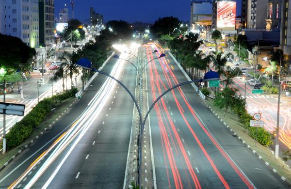 Licita&ccedil;&atilde;o para ilumina&ccedil;&atilde;o da cidade est&aacute; h&aacute; dois anos sendo elaborado pela Prefeitura (  Cedoc/RAC)