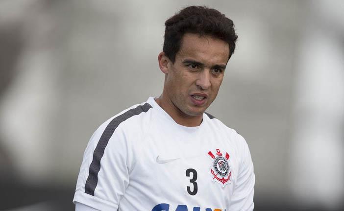 Jadson &eacute; d&uacute;vida para o jogo contra o Fluminense (Daniel Augusto Jr/Agência Corinthians)