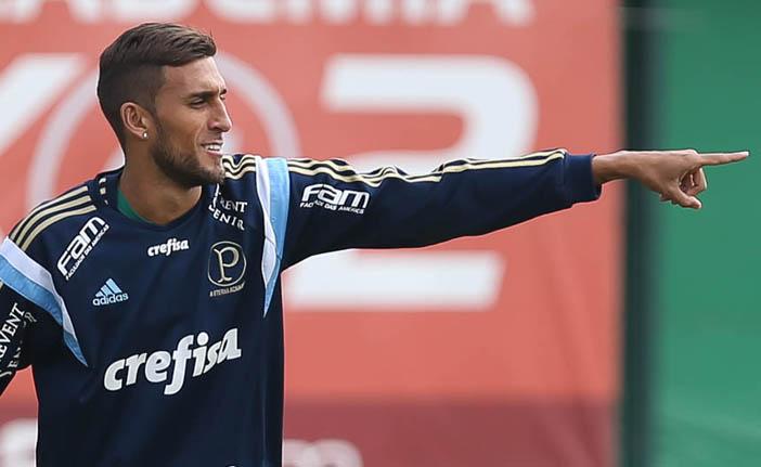 Rafael Marques tamb&eacute;m quer que os torcedores tenham um pouco mais de paci&ecirc;ncia com a evolu&ccedil;&atilde;o da equipe do Palmeiras (Cesar Greco/ Agência Palmeiras/ Divulgação )