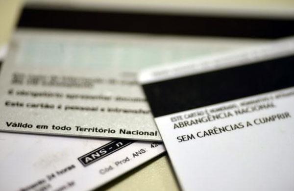 ANS suspende comercializa&ccedil;&atilde;o de 65 planos de sa&uacute;de de 16 operadoras ( Agência Brasil)