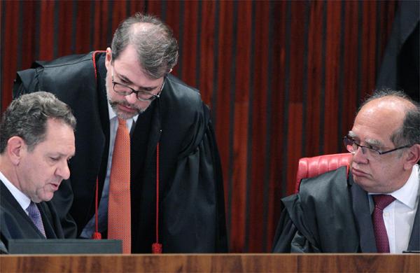 Gilmar Mendes foi o primeiro ministro a abrir a diverg&ecirc;ncia e os demais ministros entenderam que o caso merecia ser considerado pela Justi&ccedil;a Eleitoral (Divulgação/ STF)