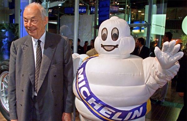 Fran&ccedil;ois Michelin presidiu a fabricante de pneus por 55 anos e a tornou uma pot&ecirc;ncia mundial (France Press)