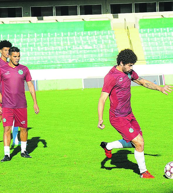 Bruno Mendes tem boas chances de voltar ao ataque bugrino no jogo de sábado, contra o Sampaio Corrêa (Cedoc/RAC)