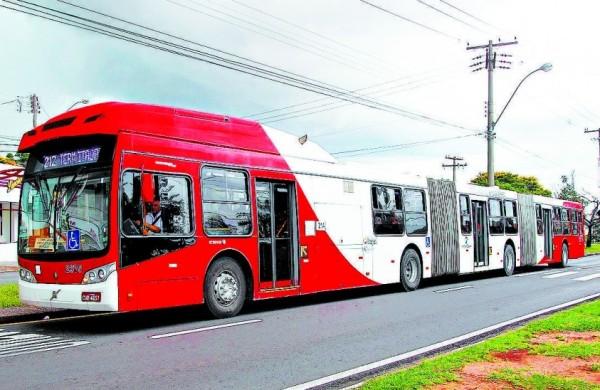 BRT circula na Avenida John Boyd Dunlop, em Campinas: veículo terá pista exclusiva na via, que integra corredor de 17,8 quilômetros ( Cedoc/RAC)