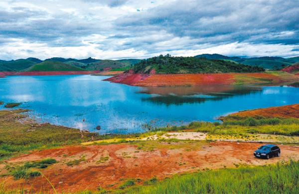 Represa de Jaguari que comp&otilde;e o sistema que abastece a Grande SP ( Cedoc/ RAC)