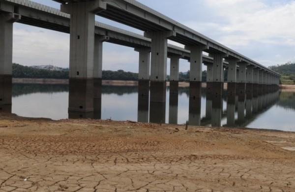 Represa Atibainha, em Nazar&eacute; Paulista, que integra o Sistema Cantareira ( Cedoc/ RAC)