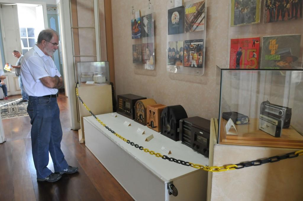 Coleção de seo Antônio virou exposição no Museu Histórico Padre Francisco de Paula Lima, em Itatiba ( Carlos Sousa Ramos/ AAN)