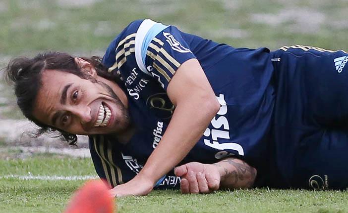 Palmeiras quer reduzir o sal&aacute;rio de Valdivia para renovar o contrato (Cesar Greco/ Agência Palmeiras/ Divulgação )