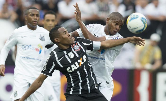 Corinthians e Santos fizeram um cl&aacute;ssico bastante disputado no Itaquer&atilde;o: os dois clubes s&atilde;o os melhores times do Paulist&atilde;o nesta primeira fase (Daniel Augusto Jr/Agência Corinthians)