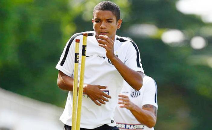 David Braz n&atilde;o enfrenta o XV de Piracicaba (Ricardo Saibun/Santos FC)