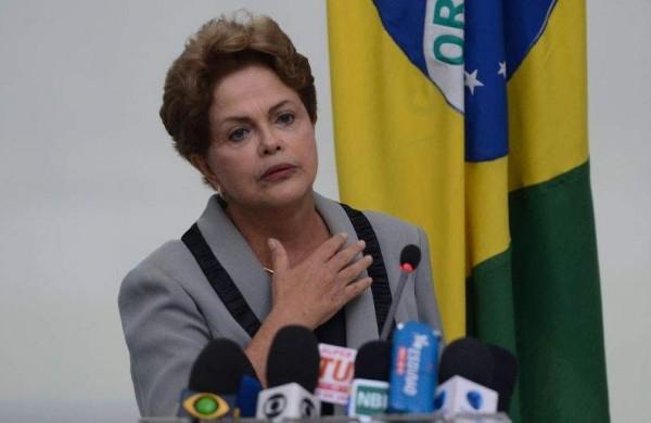 A presidente disse que, apesar da postura de humildade em reconhecer erros, n&atilde;o far&aacute; nenhuma "confiss&atilde;o", mas que buscar&aacute; o di&aacute;logo (Agência Brasil )