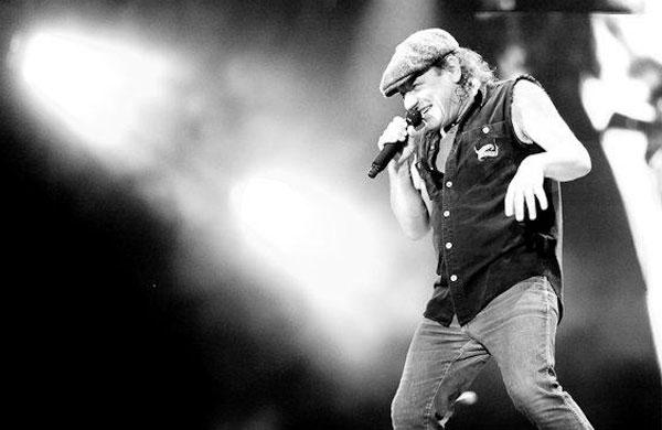 AC/DC lan&ccedil;a o clipe da m&uacute;sica 'Rock The Blues Away' ( Reprodução)