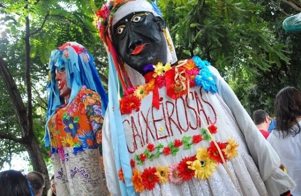 Detalhe do bloco carnavalesco 'As Caixeirosas', de Campinas, que integra a exposi&ccedil;&atilde;o &quot;Da identidade &agrave; mem&oacute;ria: cultura imaterial no Museu da Cidade&quot; (Divulgação/Fabiana Ribeiro)