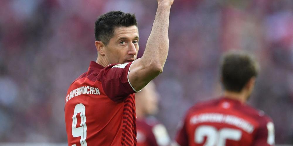 Der FC Bayern München ist der 10. deutsche Bundesliga-Meister in Folge