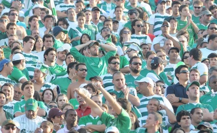 Torcida do Guarani ( Cedoc/RAC)