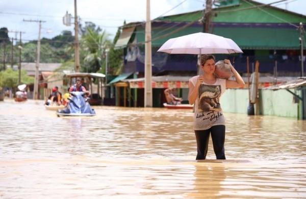 o Rio Acre est&aacute; 18,9 metros acima da normalidade e atingiu o maior n&iacute;vel dos &uacute;ltimos 45 anos (Diego Gurgel/Agência de Notícias do Acre)