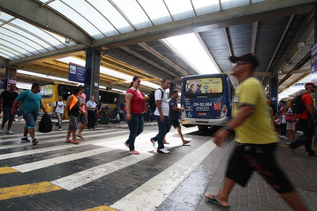 Terminal de &ocirc;nibus intermunicipais em Campinas: iniciativa trar&aacute; mais economia aos bolsos dos jovens  ( Janaína Ribeiro/ Especial a AAN )