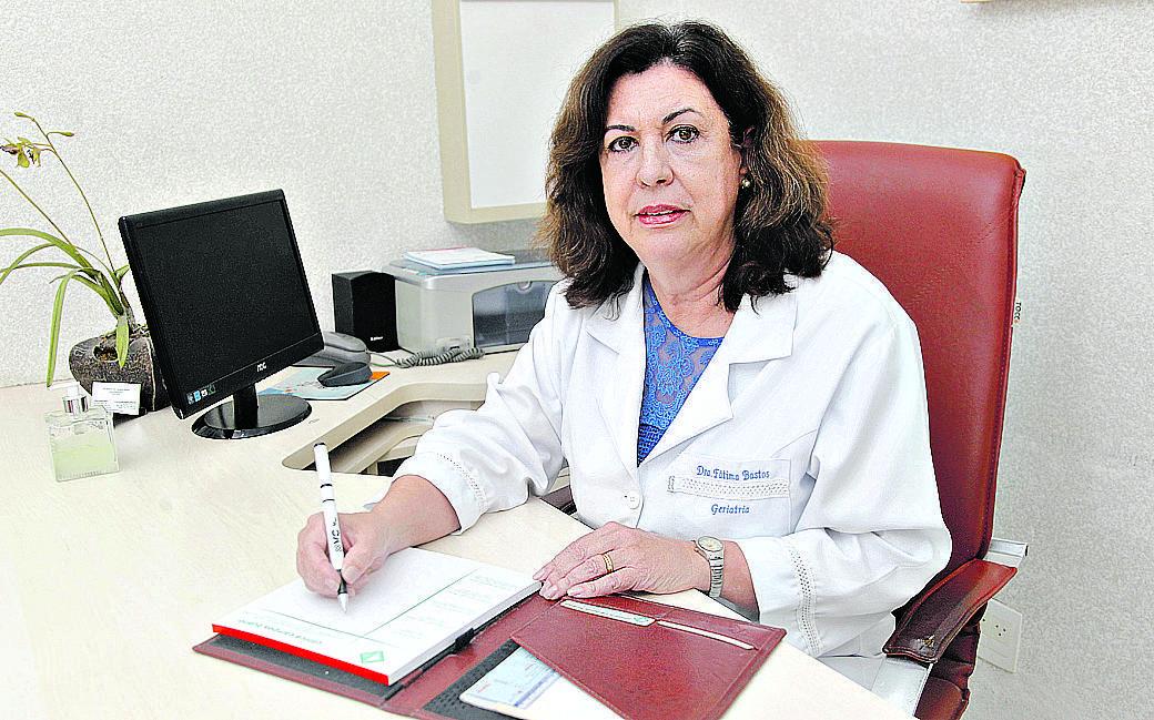 Segundo Fátima Bastos, presidente da SMCC, falta de profissionais prejudica o atendimento à população (Ricardo Lima/ Correio Popular)