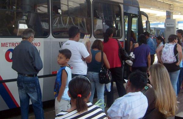 A inclusão de um trecho no itinerário atende à solicitação de usuários que precisam ir à nova rodoviária ou ao Terminal Metropolitano ( Cedoc/RAC)