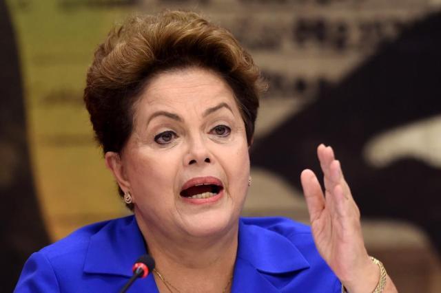 Dilma Rousseff era presidente do Conselho de Administração da estatal à época da compra da refinaria no Texas (Evaristo Sa/ AFP)