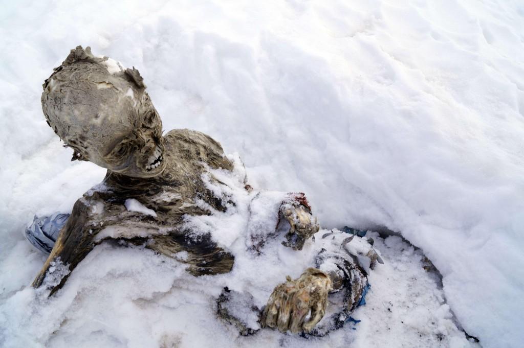 Corpos encontrados no Pico de Orizaba, no M&eacute;xico, est&atilde;o mumificados por causa das baixas temperaturas (France Press)