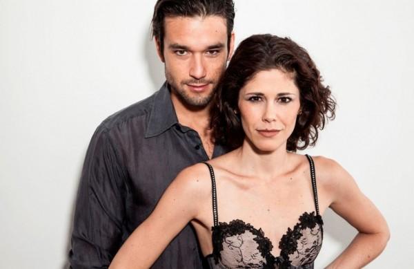 Sergio Marone e Juliana Martins em cena da pe&ccedil;a 'Eu Te Amo' ( Divulgação)