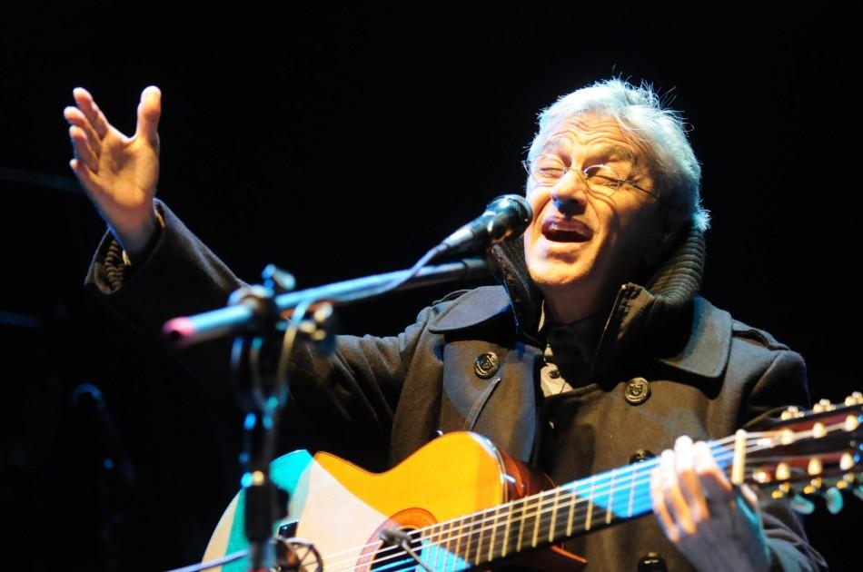 O cantor baiano Caetano Veloso faz show em Campinas (Divulgação)