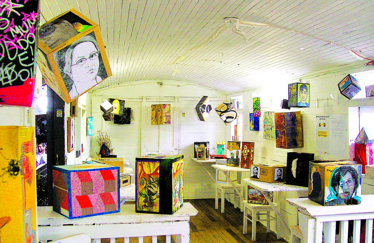Detalhe do vag&atilde;o que abriga a mostra Projeto Art in Box, em cartaz at&eacute; 7 de dezembro na Esta&ccedil;&atilde;o Cultura  (Cesar Rodrigues/ ANN)