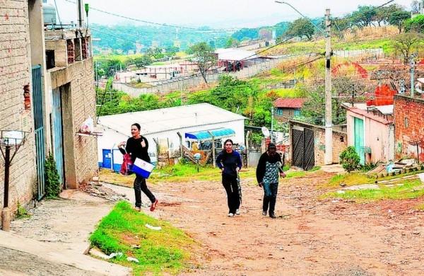 Vista do Centro de Sa&uacute;de do Oziel (ao fundo): nova unidade no bairro est&aacute; entre as obras previstas ( Carlos Sousa Ramos/ AAN)