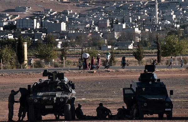 Combatentes, Curdos, Protegem, Cidade, Kobane, S&iacute;ria (France Press)