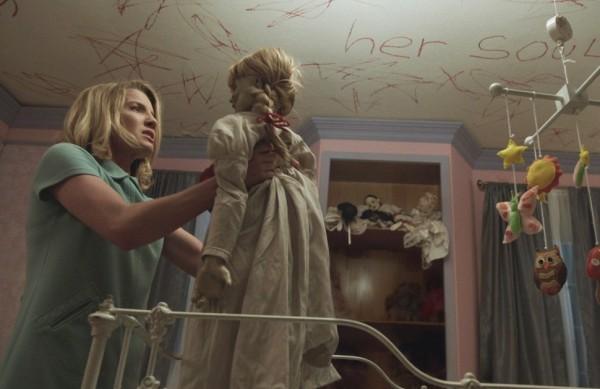Cena do filme 'Annabelle', que tem  dire&ccedil;&atilde;o de John R. Leonetti ( Divulgação)