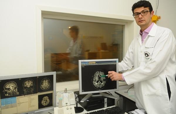 AVC, m&eacute;dico, neurologista, unicamp, especialista, acidente vascular cerebral, sintomas, informa&ccedil;&atilde;o, Wagner Mauad Avelar ( César Rodrigues/AAN)