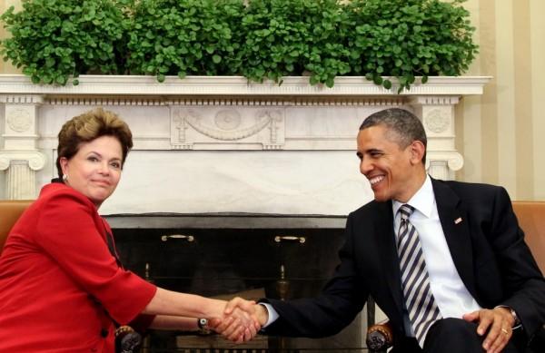 Presidenta agradeceu os cumprimentos do colega por telefone e disse que a elei&ccedil;&atilde;o foi importante para o Brasil e para a regi&atilde;o (Roberto Stuckert/Presidencia da República)