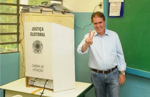 jonas, voto, segundo turno, vit&oacute;ria, dilma, elei&ccedil;&otilde;es ( César Rodrigues/AAN)