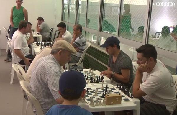 Jogadores de xadrez durante o terceiro festival promovido pelo Sesc (Fábio Homem de Mello)
