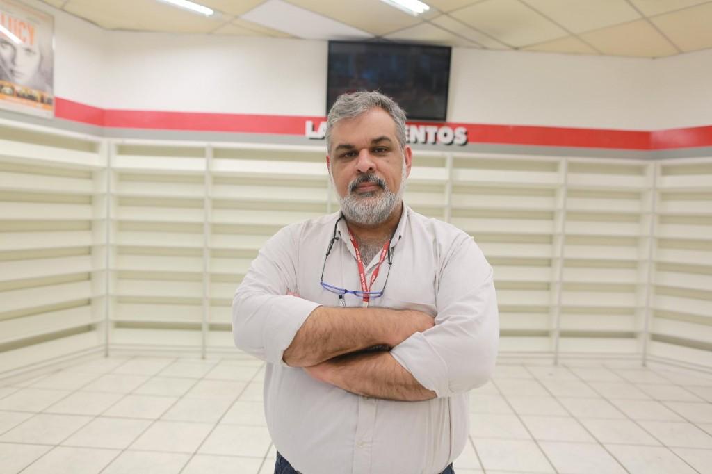 Tibiri&ccedil;a, gerente da loja da Norte-Sul: unidade era refer&ecirc;ncia na cidade ( Leandro Ferreira/ AAN)