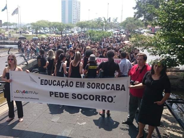Professores, fazem, protesto, Prefeitura, Sorocaba ( Divulgação)