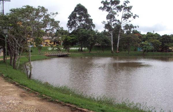 Lago do Holand&ecirc;s, em Holambra: fonte de capta&ccedil;&atilde;o de &aacute;gua (Divulgação)