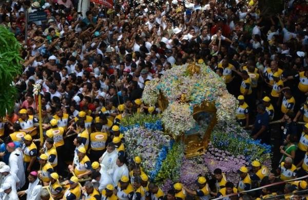No segundo domingo de outubro &eacute; comemorado o C&iacute;rio de Nazar&eacute; em Bel&eacute;m do Par&aacute; ( Agência Brasil)