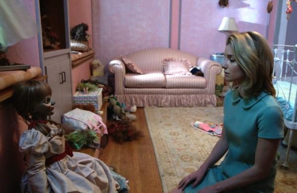 Cena do filme 'Annabelle', que tem  dire&ccedil;&atilde;o de John R. Leonetti. ( Divulgação)