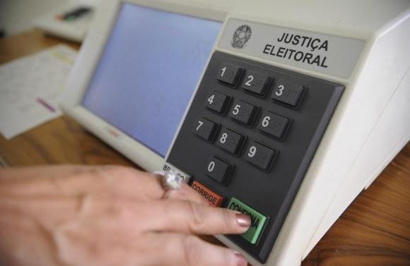 De acordo com o Tribunal Superior Eleitoral (TSE), est&atilde;o aptos a votar 142.822.046 eleitores (Fábio Pozzebom/ Agência Brasil)