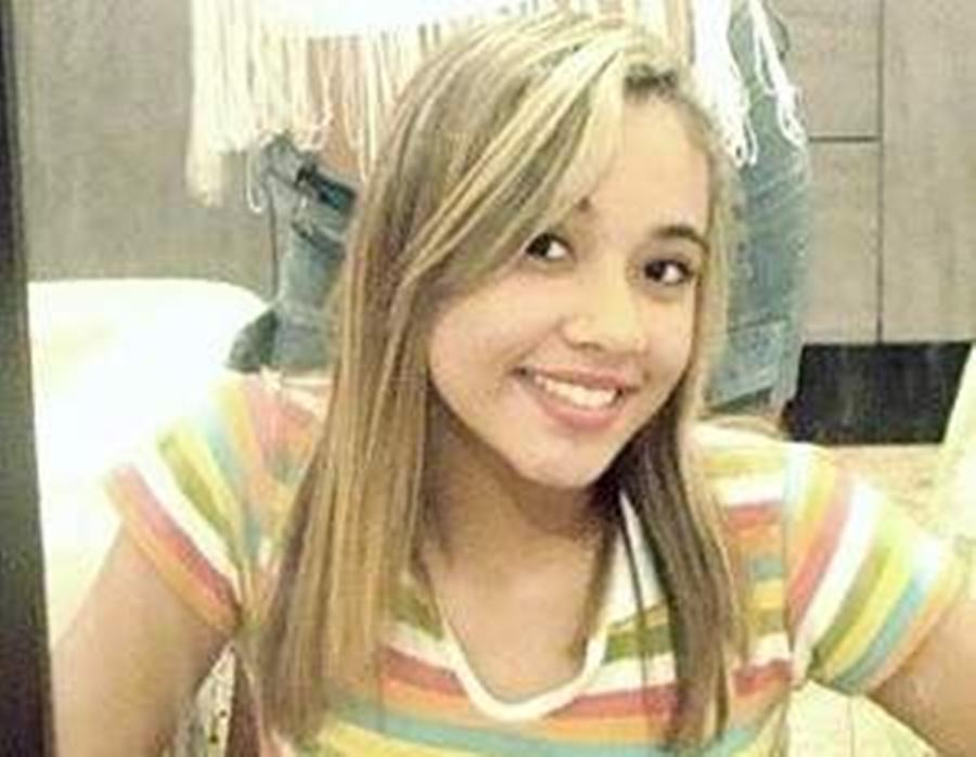 Adolescente, agredida, escola, Sorocaba, ter&aacute;, estudar, casa, J&uacute;lia Apocalipse ( Reprodução/Facebook)