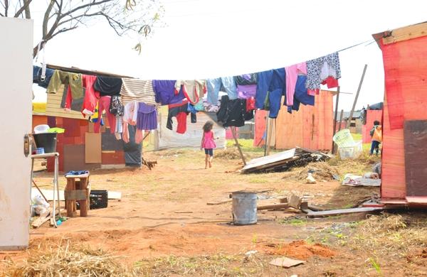invasao, itatinga, desocupacao ( Carlos Sousa Ramos/AAN)