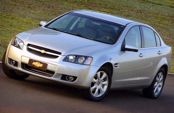 Modelo 2008 est&aacute; inclu&iacute;do no recall que prev&ecirc; at&eacute; troca da chave de igni&ccedil;&atilde;o (Divulgação)