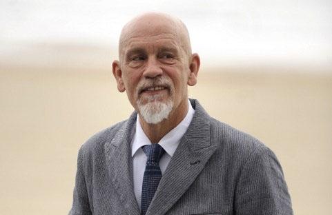 John Malkovich: &quot;N&atilde;o me preocupo com os cr&iacute;ticos porque n&atilde;o me preocupo com as coisas que n&atilde;o posso controlar&quot; ( Divulgação)