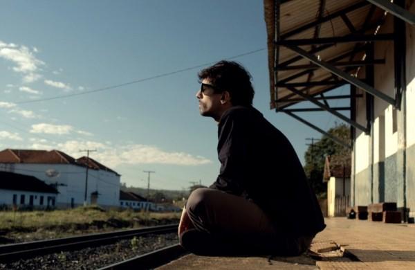 Cena do filme 'Uma Dose Violenta de Qualquer Coisa', de Gustavo Galv&atilde;o ( Divulgação)