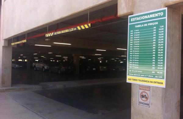 EDIFICIO-GARAGEM, VIRACOPOS, ESTACIONAMENTO (Sarah Brito/AAN)